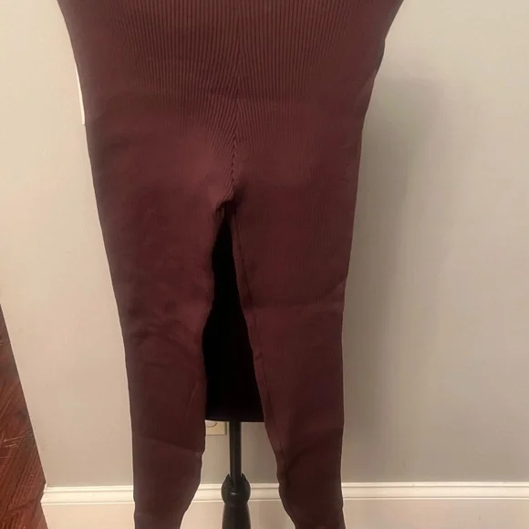 Brown 2 piece long sleeve set - Picture 3 of 5